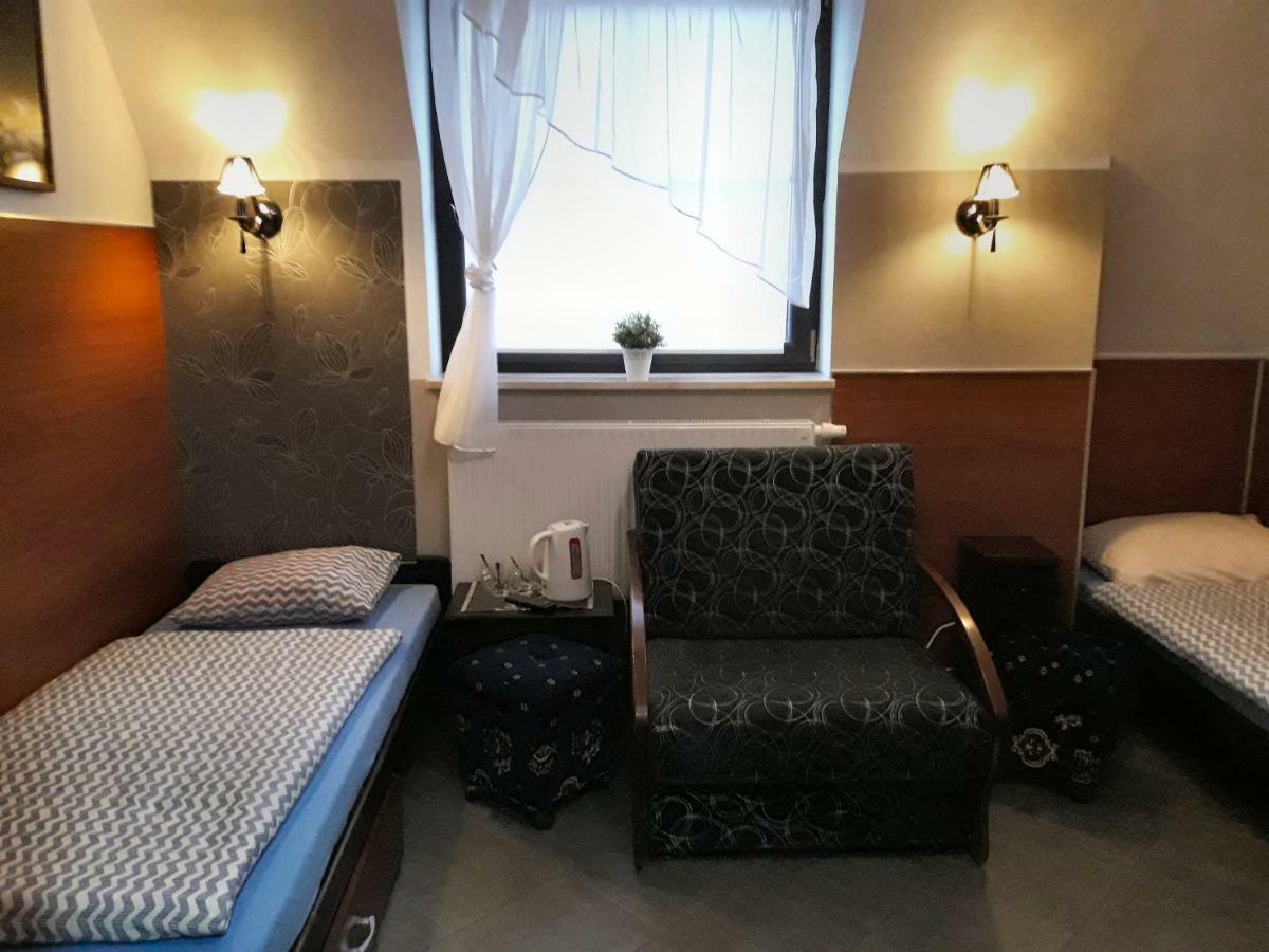 Pokoje Goscinne Z Lazienkami Przy Wroclawiu, Darmowy Parking Długotęka Exteriér fotografie